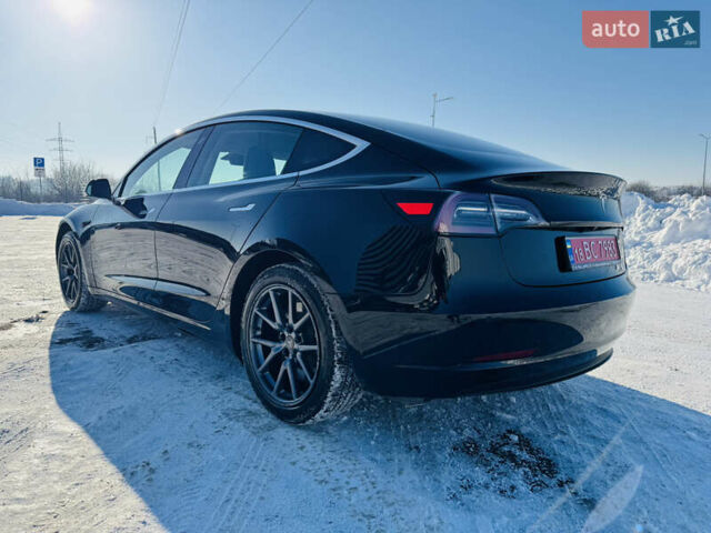 Чорний Тесла Модель 3, об'ємом двигуна 0 л та пробігом 197 тис. км за 14800 $, фото 10 на Automoto.ua