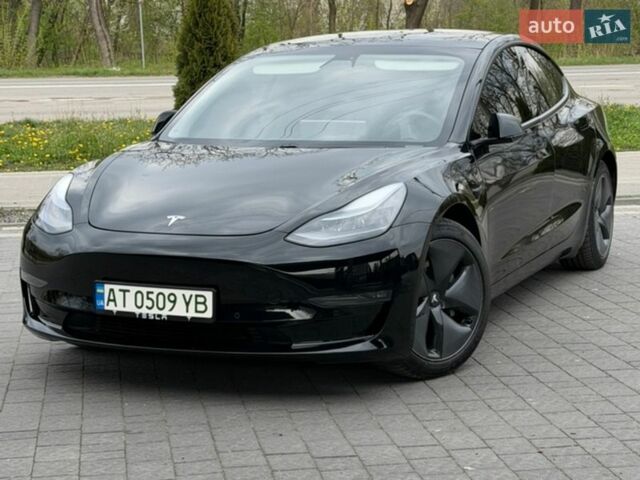 Черный Тесла Модель 3, объемом двигателя 0 л и пробегом 155 тыс. км за 19999 $, фото 1 на Automoto.ua