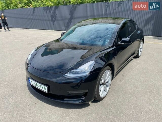 Черный Тесла Модель 3, объемом двигателя 0 л и пробегом 105 тыс. км за 17000 $, фото 1 на Automoto.ua