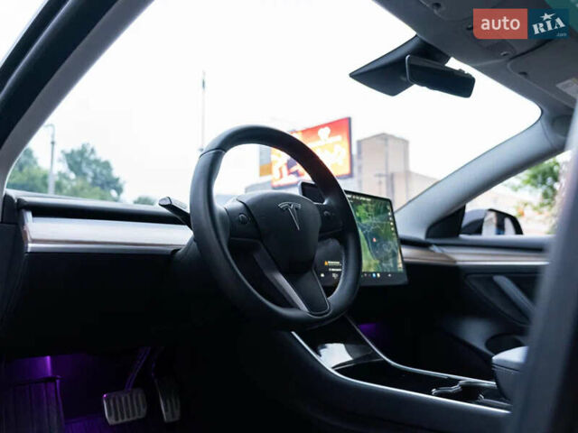 Тесла Модель 3 2020 у Одесі на Automoto.ua Чорний Тесла Модель 3, об'ємом двигуна 0 л та пробігом 134 тис. км за 13000 $, фото 8 на Automoto.ua