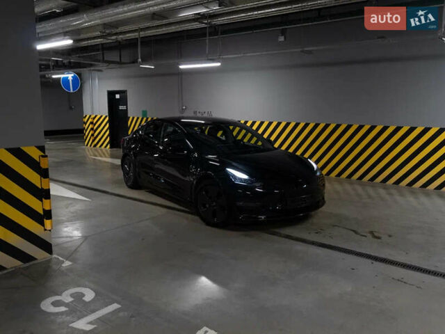Тесла Модель 3 2020 у Одесі на Automoto.ua Чорний Тесла Модель 3, об'ємом двигуна 0 л та пробігом 134 тис. км за 13000 $, фото 1 на Automoto.ua