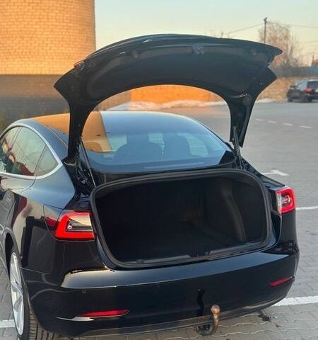 Черный Тесла Модель 3, объемом двигателя 0 л и пробегом 138 тыс. км за 17100 $, фото 13 на Automoto.ua