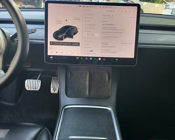 Черный Тесла Модель 3, объемом двигателя 0 л и пробегом 240 тыс. км за 16700 $, фото 25 на Automoto.ua