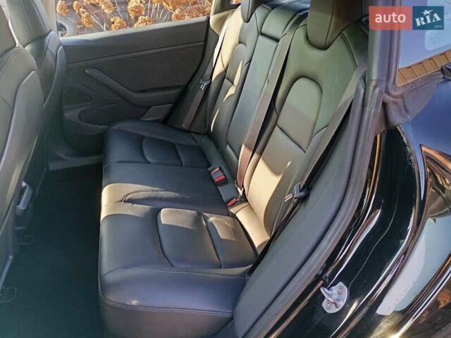 Чорний Тесла Модель 3, об'ємом двигуна 0 л та пробігом 189 тис. км за 14200 $, фото 5 на Automoto.ua