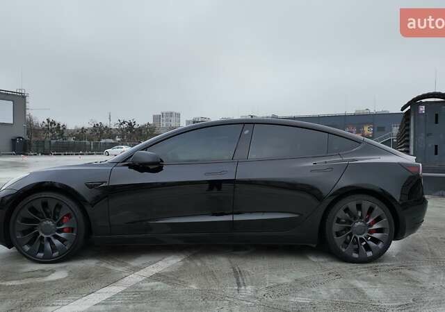 Черный Тесла Модель 3, объемом двигателя 0 л и пробегом 64 тыс. км за 22990 $, фото 2 на Automoto.ua