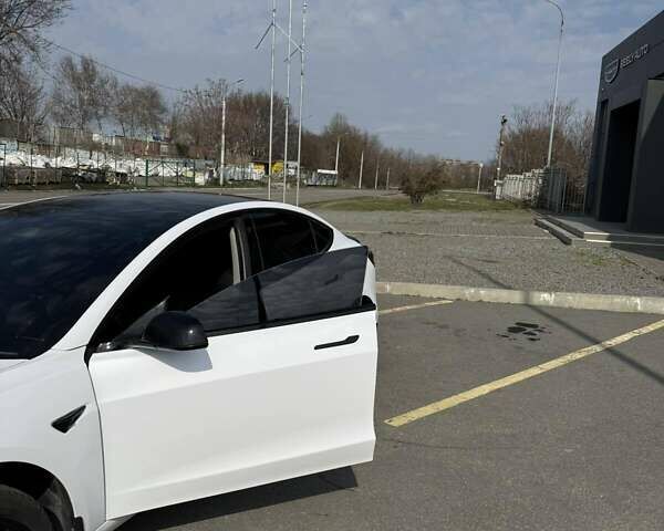 Черный Тесла Модель 3, объемом двигателя 0 л и пробегом 95 тыс. км за 25000 $, фото 20 на Automoto.ua