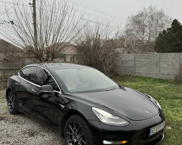 Черный Тесла Модель 3, объемом двигателя 0 л и пробегом 76 тыс. км за 16900 $, фото 1 на Automoto.ua