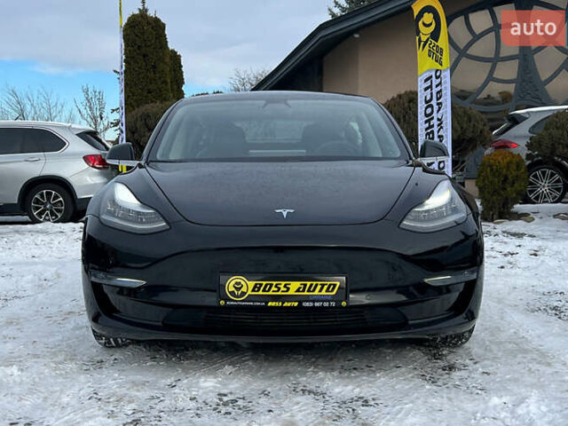 Черный Тесла Модель 3, объемом двигателя 0 л и пробегом 50 тыс. км за 18650 $, фото 1 на Automoto.ua