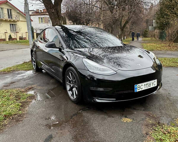 Чорний Тесла Модель 3, об'ємом двигуна 0 л та пробігом 90 тис. км за 20700 $, фото 3 на Automoto.ua