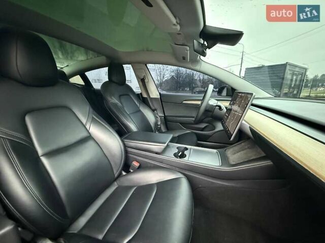 Чорний Тесла Модель 3, об'ємом двигуна 0 л та пробігом 321 тис. км за 14500 $, фото 15 на Automoto.ua