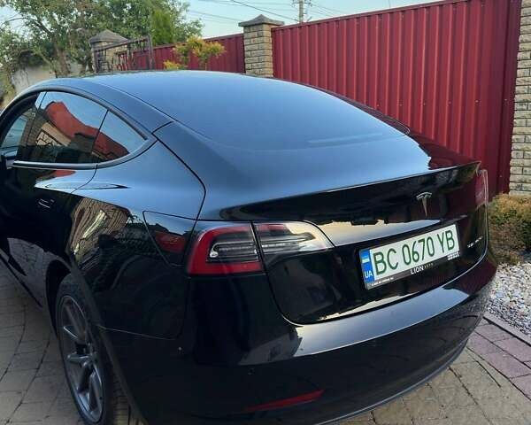 Черный Тесла Модель 3, объемом двигателя 0 л и пробегом 31 тыс. км за 22222 $, фото 3 на Automoto.ua