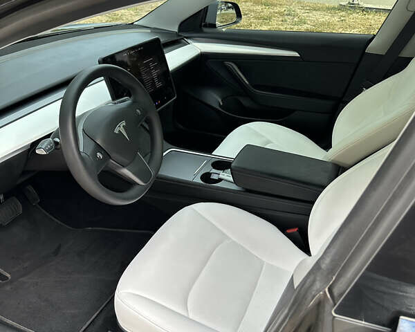 Чорний Тесла Модель 3, об'ємом двигуна 0 л та пробігом 32 тис. км за 26000 $, фото 15 на Automoto.ua