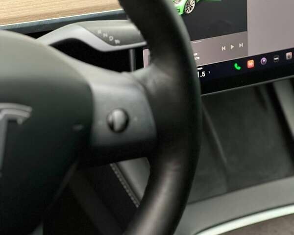 Тесла Модель 3 2021 у Києві на Automoto.ua Чорний Тесла Модель 3, об'ємом двигуна 0 л та пробігом 40 тис. км за 22990 $, фото 31 на Automoto.ua