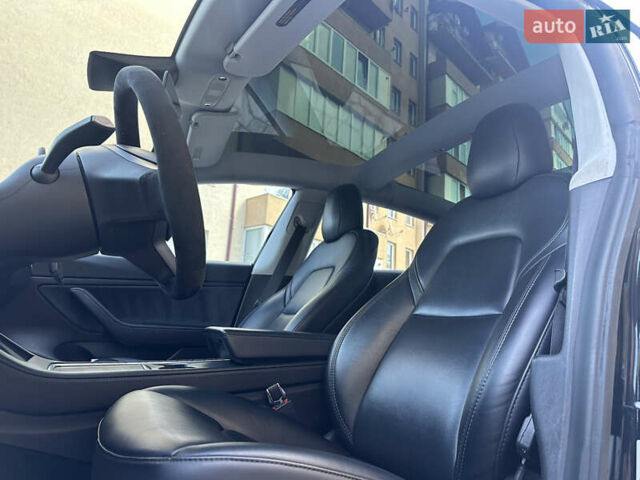 Черный Тесла Модель 3, объемом двигателя 0 л и пробегом 140 тыс. км за 22500 $, фото 11 на Automoto.ua