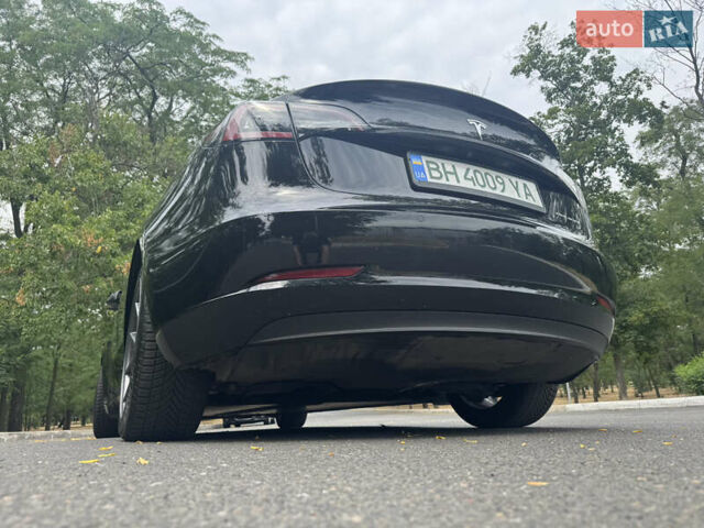 Чорний Тесла Модель 3, об'ємом двигуна 0 л та пробігом 82 тис. км за 24100 $, фото 9 на Automoto.ua