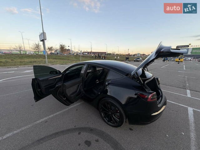 Тесла Модель 3 2021 у Києві на Automoto.ua Чорний Тесла Модель 3, об'ємом двигуна 0 л та пробігом 57 тис. км за 22000 $, фото 6 на Automoto.ua