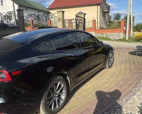 Черный Тесла Модель 3, объемом двигателя 0 л и пробегом 25 тыс. км за 24000 $, фото 9 на Automoto.ua