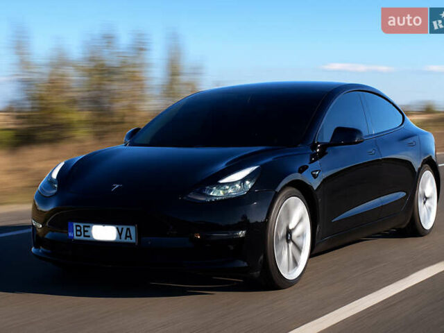 Чорний Тесла Модель 3, об'ємом двигуна 0 л та пробігом 90 тис. км за 23500 $, фото 10 на Automoto.ua