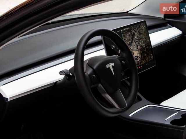 Тесла Модель 3 2021 у Львові на Automoto.ua Чорний Тесла Модель 3, об'ємом двигуна 0 л та пробігом 31 тис. км за 22500 $, фото 36 на Automoto.ua