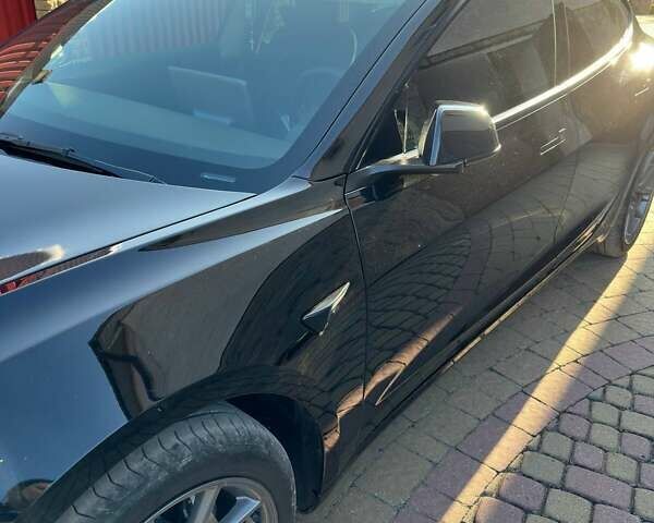 Черный Тесла Модель 3, объемом двигателя 0 л и пробегом 31 тыс. км за 22222 $, фото 8 на Automoto.ua