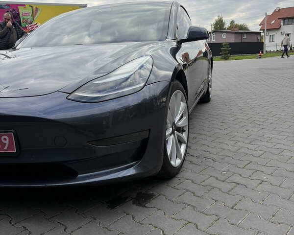 Чорний Тесла Модель 3, об'ємом двигуна 0 л та пробігом 118 тис. км за 16700 $, фото 10 на Automoto.ua