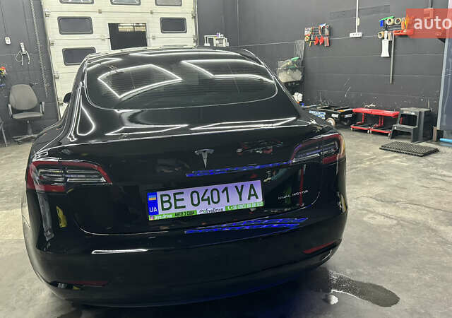 Чорний Тесла Модель 3, об'ємом двигуна 0 л та пробігом 59 тис. км за 23500 $, фото 6 на Automoto.ua