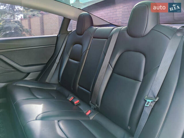 Черный Тесла Модель 3, объемом двигателя 0 л и пробегом 110 тыс. км за 19500 $, фото 22 на Automoto.ua