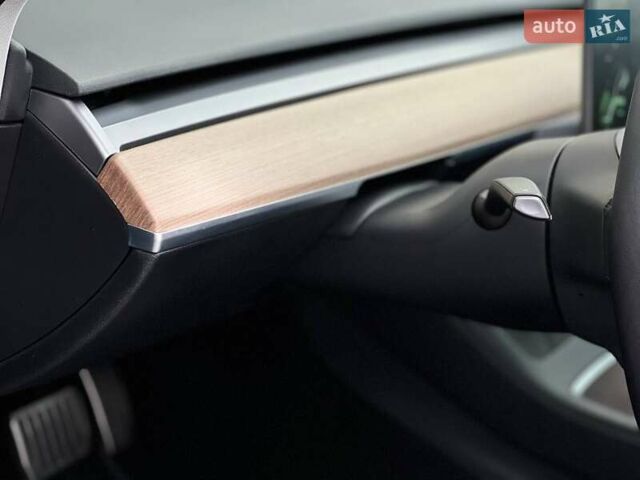 Тесла Модель 3 2021 у Києві на Automoto.ua Чорний Тесла Модель 3, об'ємом двигуна 0 л та пробігом 40 тис. км за 22990 $, фото 30 на Automoto.ua
