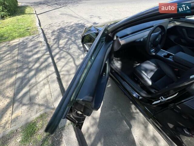 Черный Тесла Модель 3, объемом двигателя 0 л и пробегом 28 тыс. км за 24999 $, фото 10 на Automoto.ua
