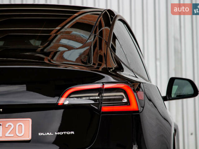 Тесла Модель 3 2021 у Львові на Automoto.ua Чорний Тесла Модель 3, об'ємом двигуна 0 л та пробігом 31 тис. км за 22500 $, фото 16 на Automoto.ua