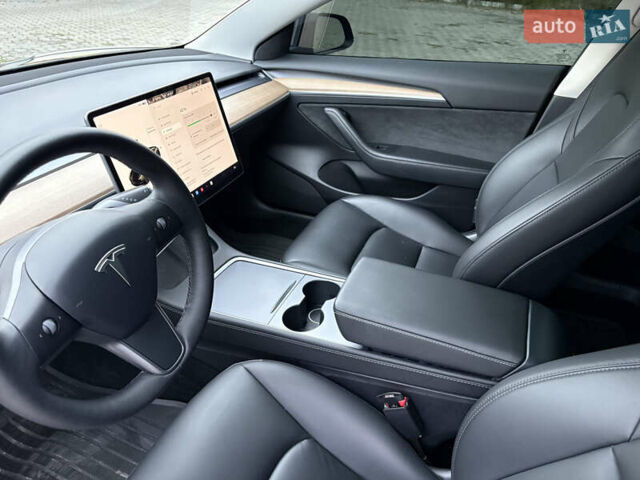 Тесла Модель 3 2021 у Ковель на Automoto.ua Чорний Тесла Модель 3, об'ємом двигуна 0 л та пробігом 63 тис. км за 22500 $, фото 10 на Automoto.ua