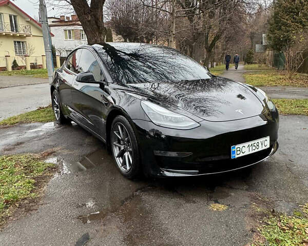 Чорний Тесла Модель 3, об'ємом двигуна 0 л та пробігом 90 тис. км за 20700 $, фото 2 на Automoto.ua