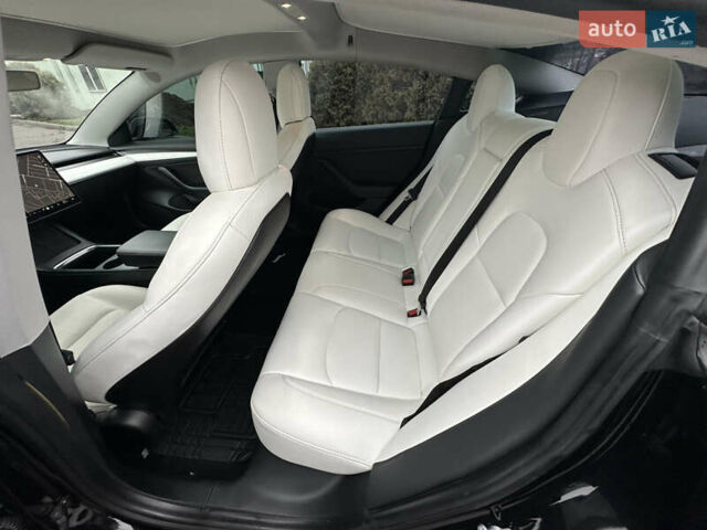 Черный Тесла Модель 3, объемом двигателя 0 л и пробегом 120 тыс. км за 18500 $, фото 18 на Automoto.ua