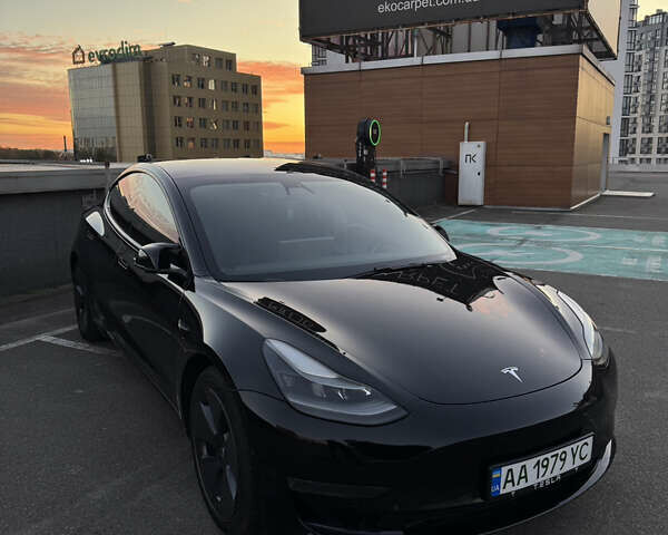 Черный Тесла Модель 3, объемом двигателя 0 л и пробегом 90 тыс. км за 24000 $, фото 6 на Automoto.ua