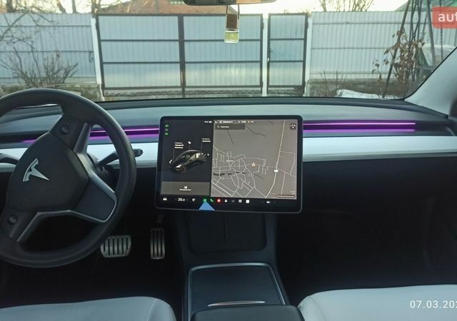 Чорний Тесла Модель 3, об'ємом двигуна 0 л та пробігом 88 тис. км за 24700 $, фото 28 на Automoto.ua