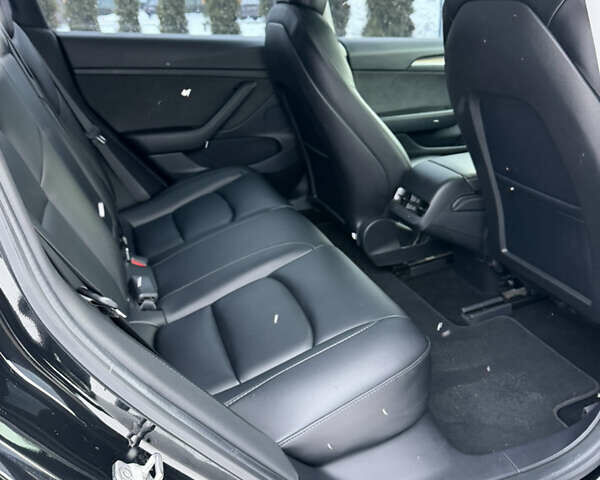 Черный Тесла Модель 3, объемом двигателя 0 л и пробегом 49 тыс. км за 25500 $, фото 14 на Automoto.ua