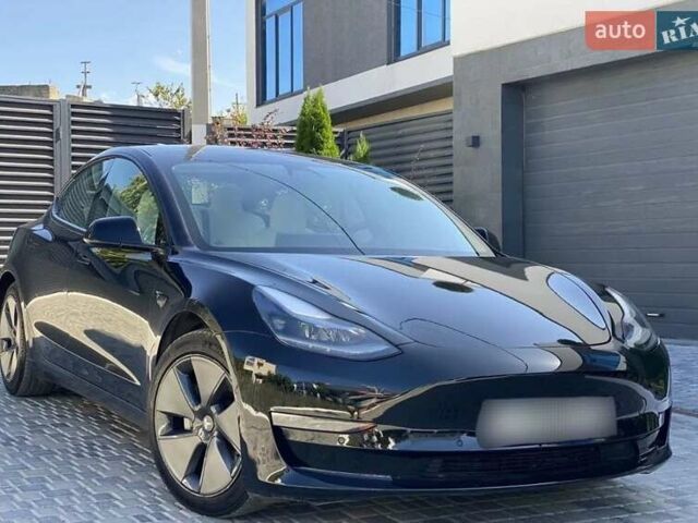 Черный Тесла Модель 3, объемом двигателя 0 л и пробегом 35 тыс. км за 26990 $, фото 3 на Automoto.ua