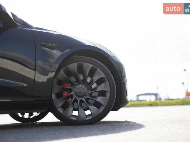 Чорний Тесла Модель 3, об'ємом двигуна 0 л та пробігом 37 тис. км за 24499 $, фото 4 на Automoto.ua