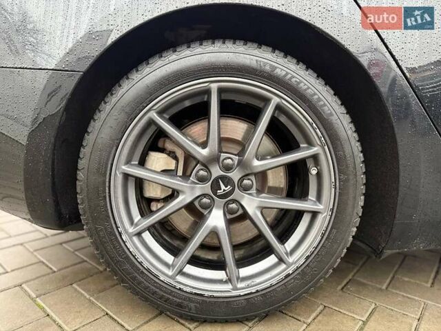 Чорний Тесла Модель 3, об'ємом двигуна 0 л та пробігом 321 тис. км за 14500 $, фото 8 на Automoto.ua