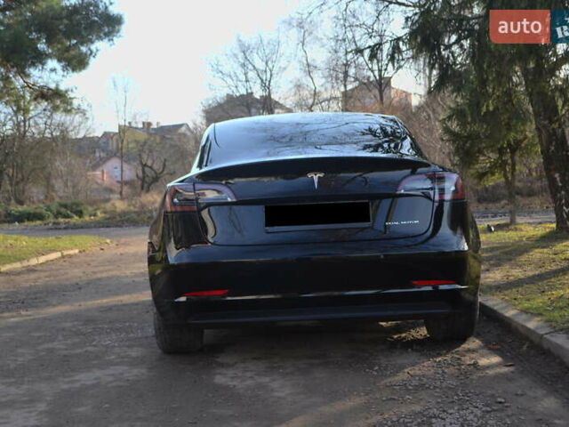 Черный Тесла Модель 3, объемом двигателя 0 л и пробегом 152 тыс. км за 18500 $, фото 5 на Automoto.ua