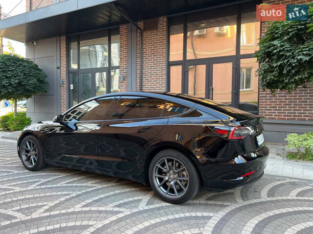 Черный Тесла Модель 3, объемом двигателя 0 л и пробегом 56 тыс. км за 18300 $, фото 7 на Automoto.ua