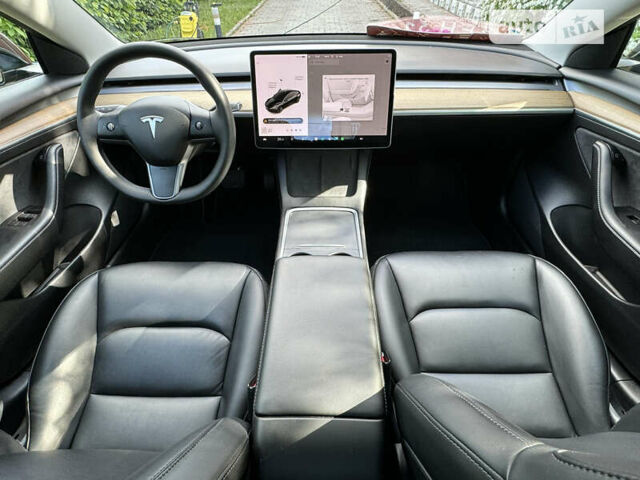 Чорний Тесла Модель 3, об'ємом двигуна 0 л та пробігом 25 тис. км за 27999 $, фото 25 на Automoto.ua