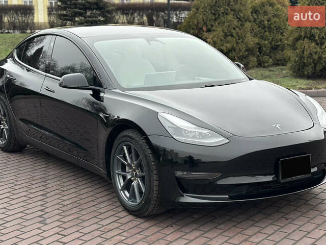 Чорний Тесла Модель 3, об'ємом двигуна 0 л та пробігом 120 тис. км за 19500 $, фото 5 на Automoto.ua
