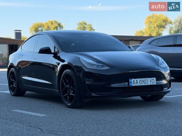 Черный Тесла Модель 3, объемом двигателя 0 л и пробегом 64 тыс. км за 21900 $, фото 2 на Automoto.ua