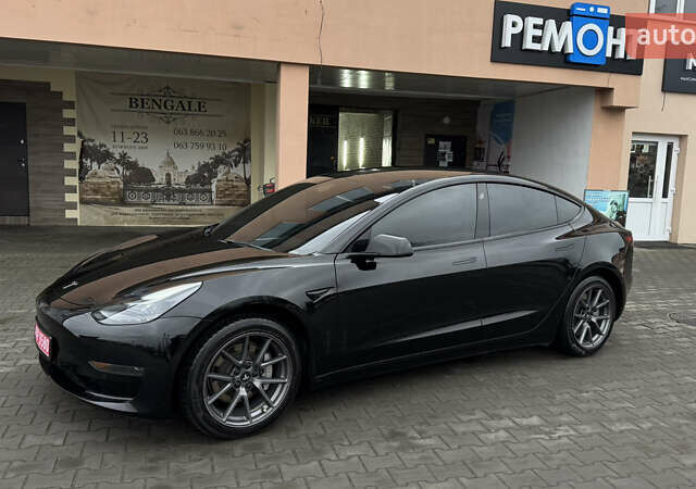 Черный Тесла Модель 3, объемом двигателя 0 л и пробегом 247 тыс. км за 13700 $, фото 2 на Automoto.ua