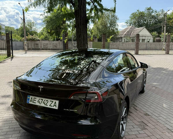 Черный Тесла Модель 3, объемом двигателя 0 л и пробегом 75 тыс. км за 20799 $, фото 9 на Automoto.ua