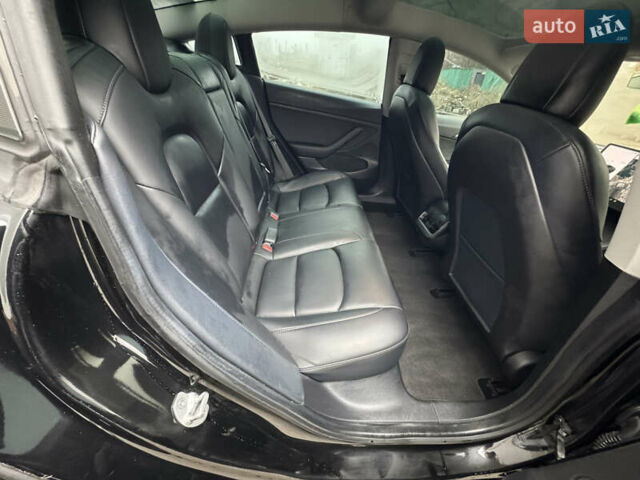 Черный Тесла Модель 3, объемом двигателя 0 л и пробегом 170 тыс. км за 18000 $, фото 31 на Automoto.ua