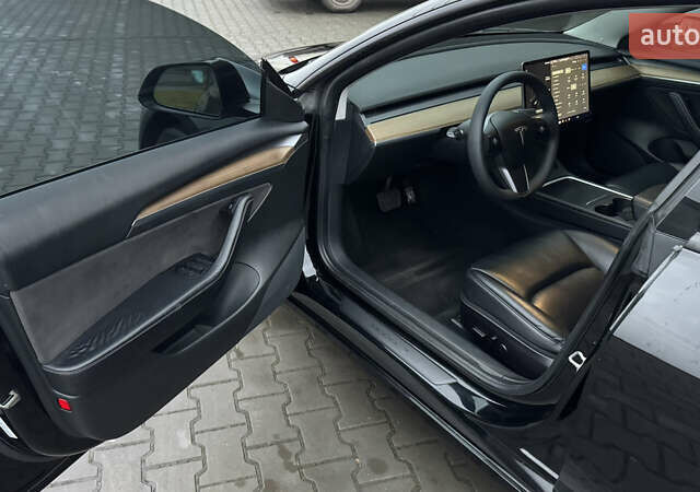 Черный Тесла Модель 3, объемом двигателя 0 л и пробегом 247 тыс. км за 13700 $, фото 16 на Automoto.ua