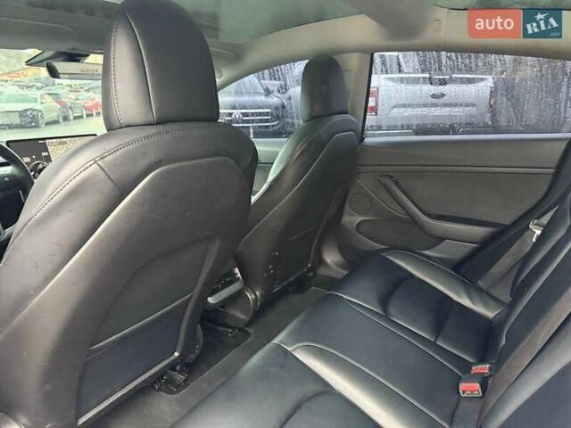 Чорний Тесла Модель 3, об'ємом двигуна 0 л та пробігом 321 тис. км за 14500 $, фото 14 на Automoto.ua