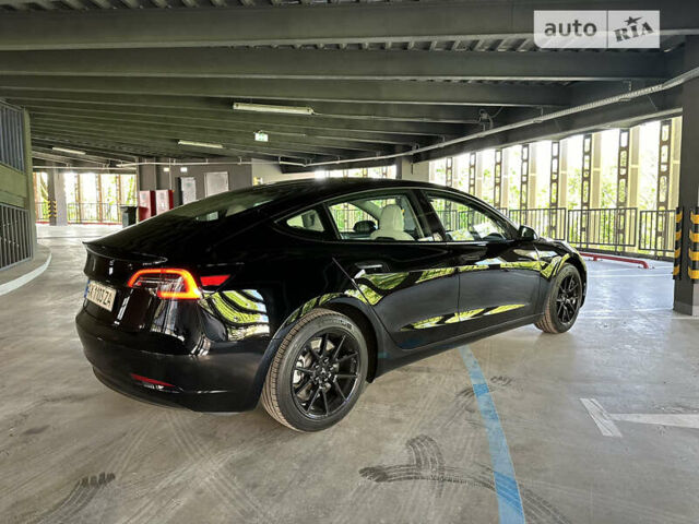 Чорний Тесла Модель 3, об'ємом двигуна 0 л та пробігом 43 тис. км за 27500 $, фото 6 на Automoto.ua